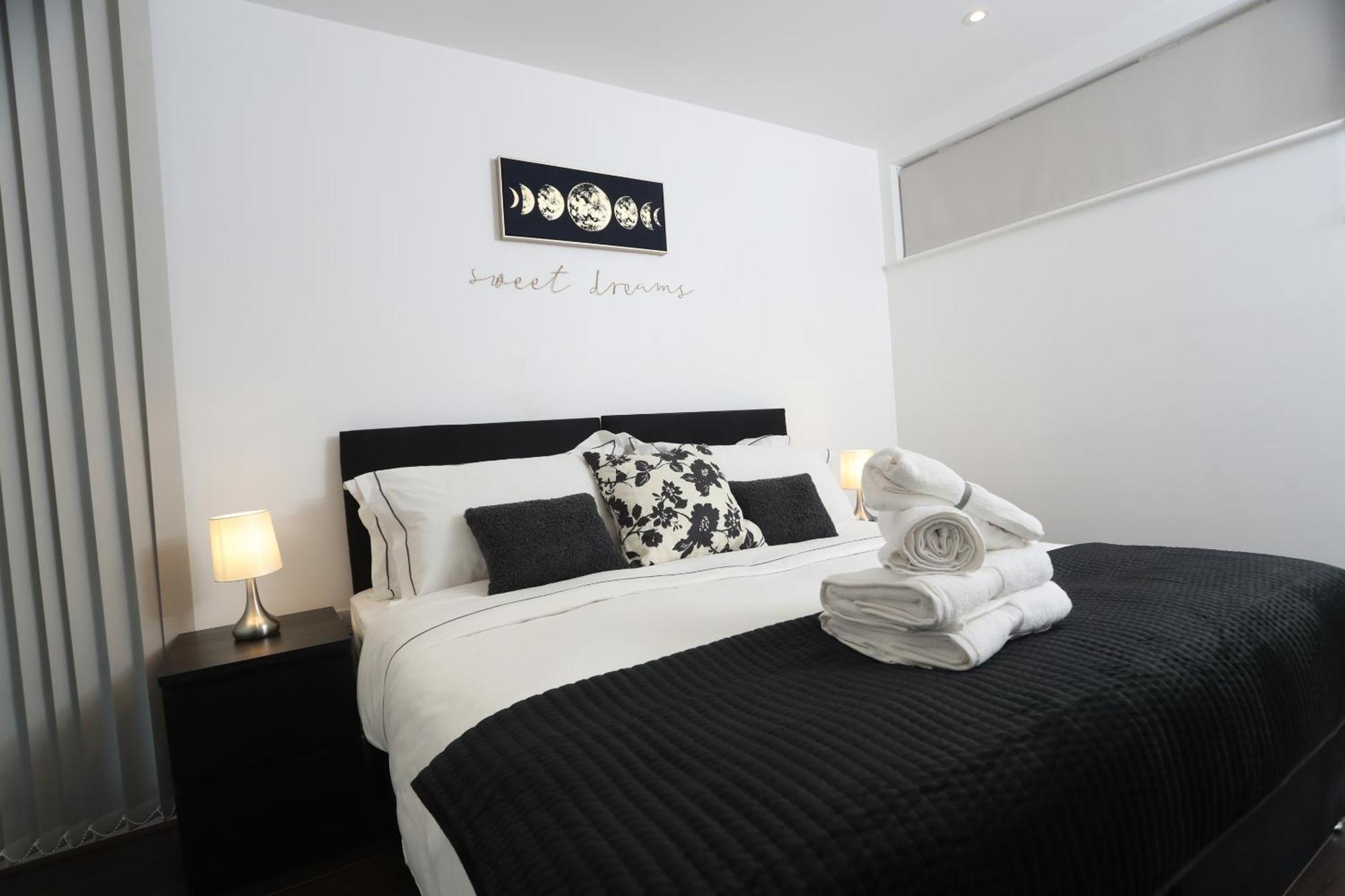 Luxury Apartments In Central Watford Watford  Ngoại thất bức ảnh