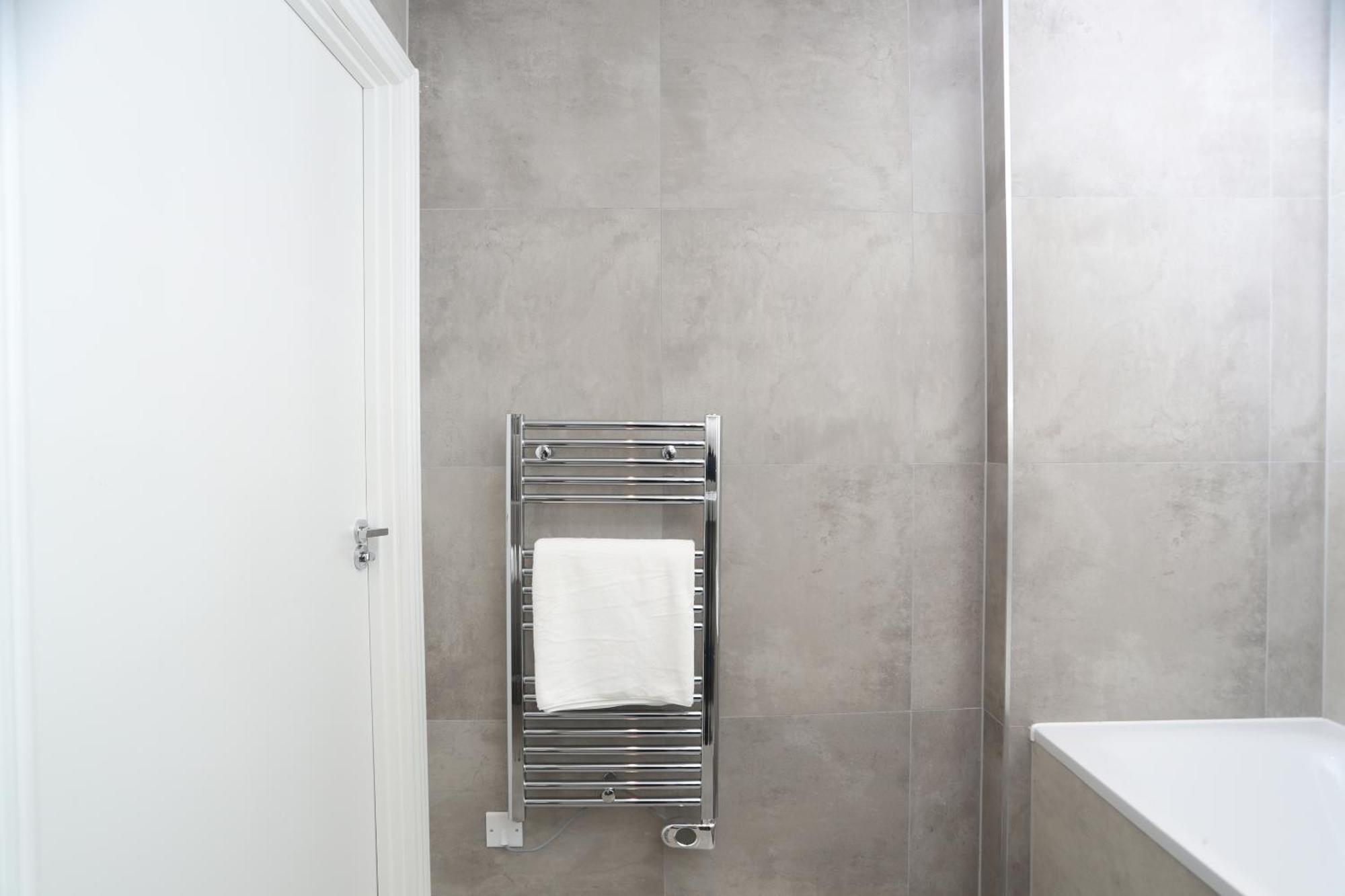 Luxury Apartments In Central Watford Watford  Ngoại thất bức ảnh